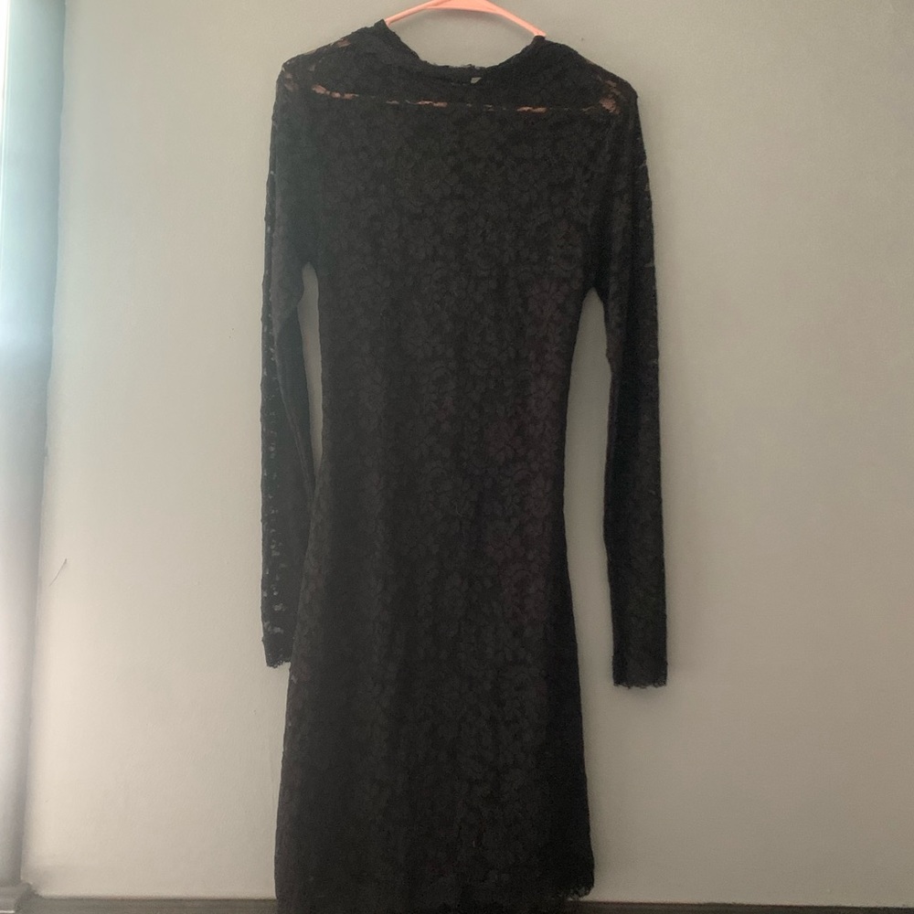 Black lace dress